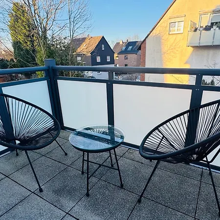 Charmantes Mit Balkon - Kueche - Smarttv Apartamento