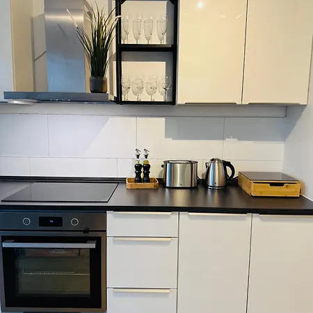 Apartment Charmantes Mit Balkon - Kueche - Smarttv *