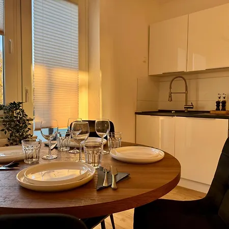 Apartamento Charmantes Mit Balkon - Kueche - Smarttv