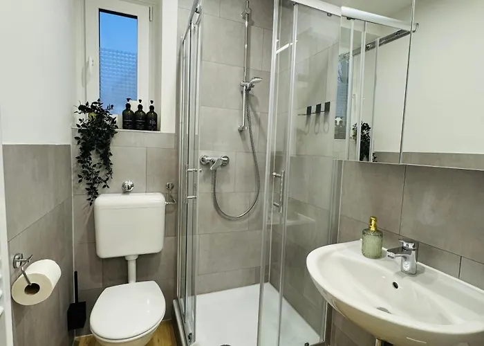 Appartement Charmantes Mit Balkon - Kueche - Smarttv