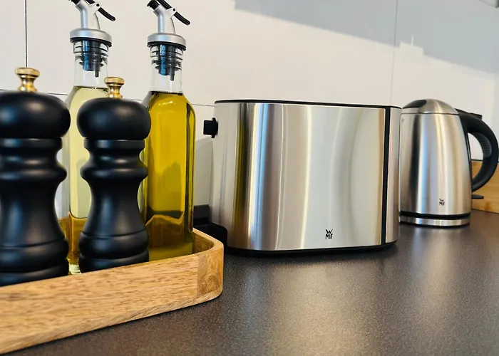 Charmantes Mit Balkon - Kueche - Smarttv Appartement